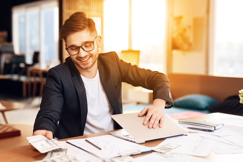 4 tips for creating an employee-friendly payroll system